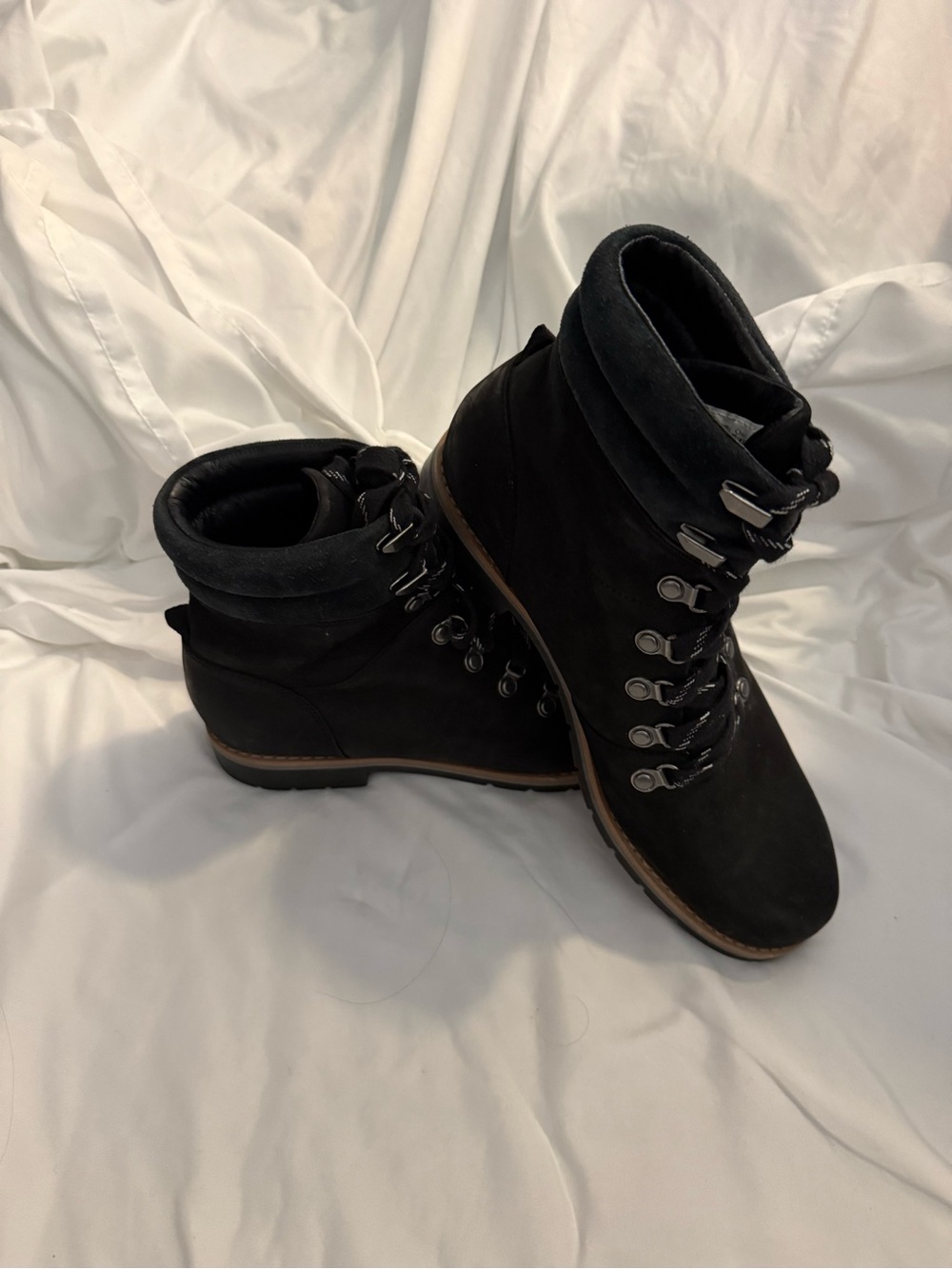 NWOT Chaco Cataluna Explorer Boot